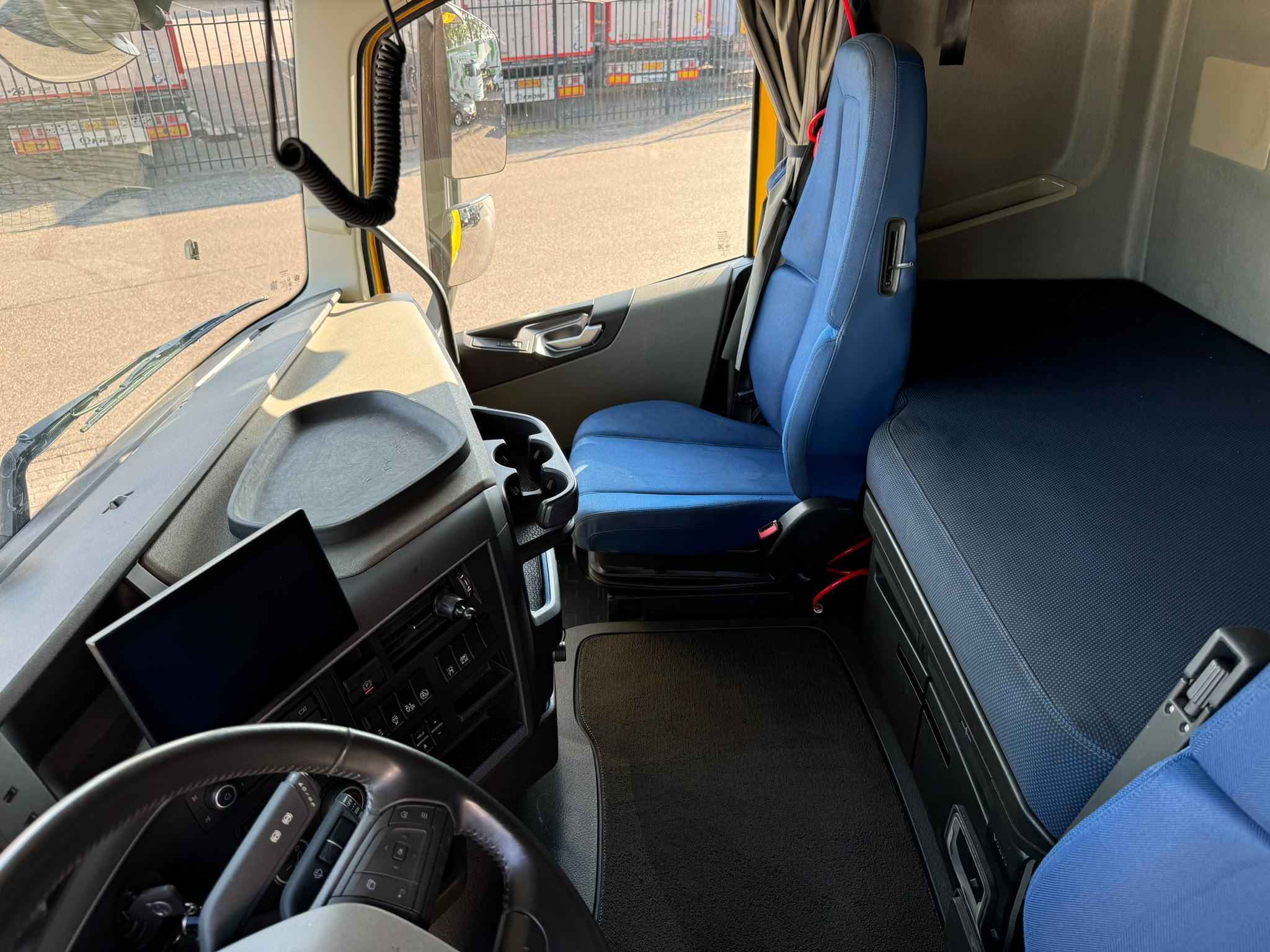 Vue intérieure côté passager